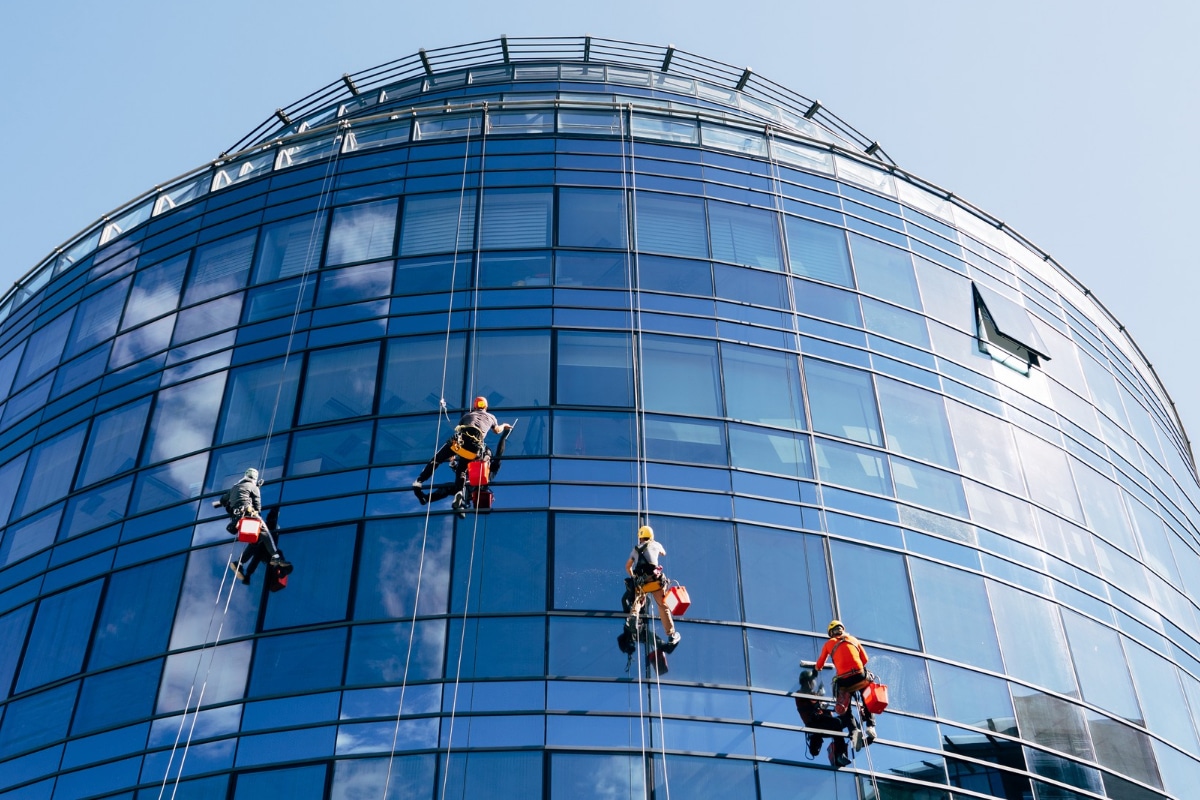 high-rise-windows-cleaning