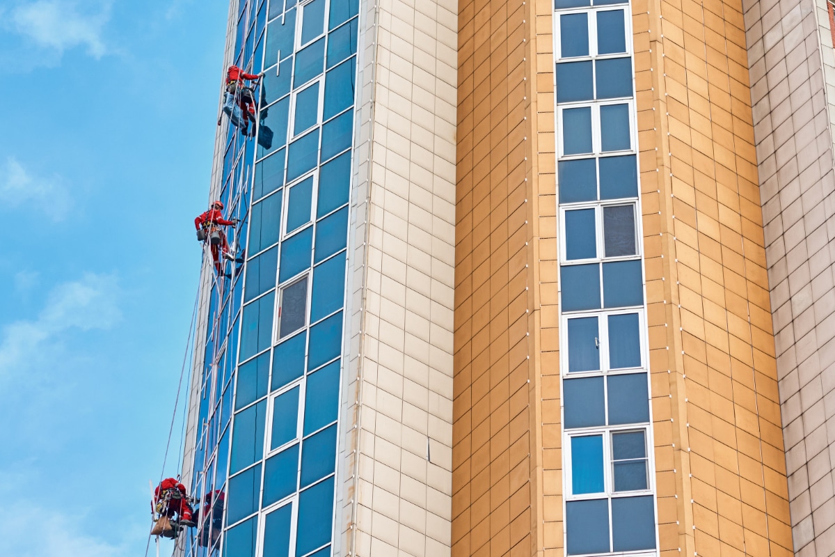 window cleaning of high-rise buildings