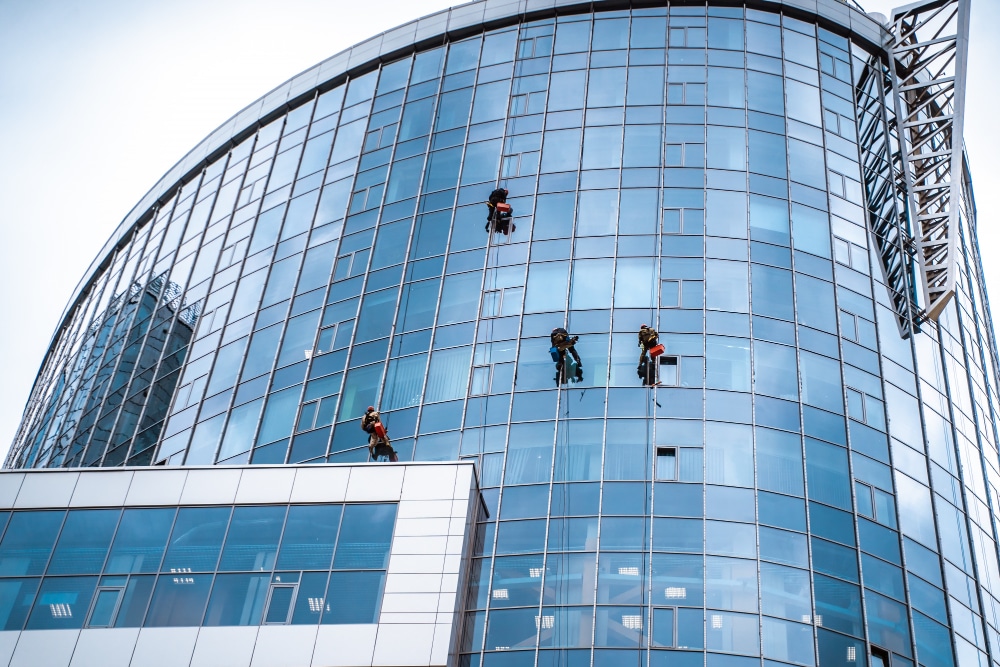 High-Rise Window Cleaning Modern Techniques